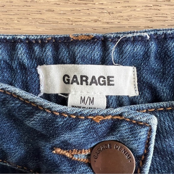 Women’s button front jean skirt - EUC - size medium - Picture 2 of 3